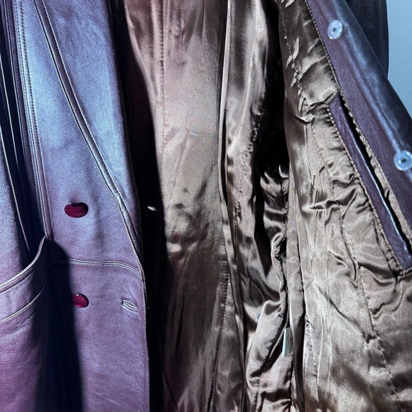 Della Citta Italy Double Breasted Burgundy Leather Coat Size Large Flawed - Picture 15 of 15